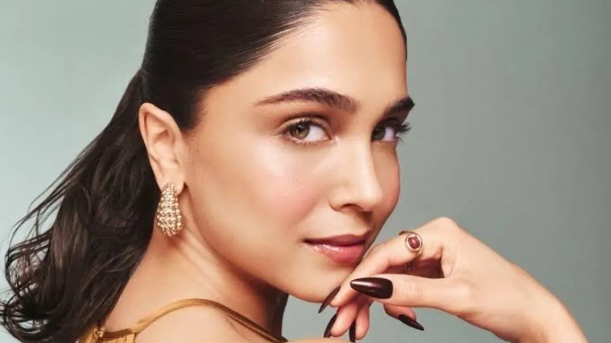Sharvari in a beauty portrait, named the first brand ambassador for H&M Beauty in India