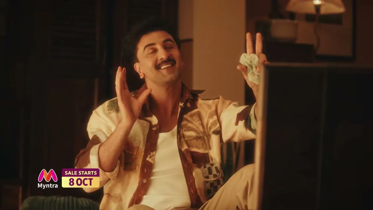 Ranbir Kapoor holding up a scrunchie in Myntra's Big Fashion Festival film